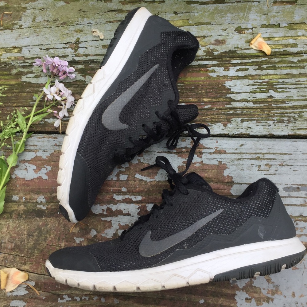 Nike Flex Running Sneakers